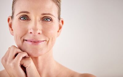 Skin & Beauty: Anti-Aging Tips & Secrets to Look Younger